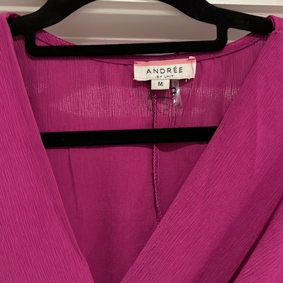 Size medium blouse, magenta from a local boutique. - Picture 2 of 2